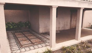 Atril 11. Pórtico norte image