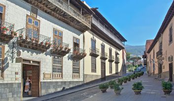 La Casa de Los Balcones Historical Complex image