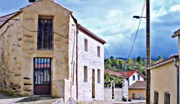 Agallas. Architecture image