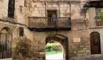 Plaza de las Monjas or Plaza de la raza square image