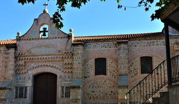 10. La ermita de la Yedra image