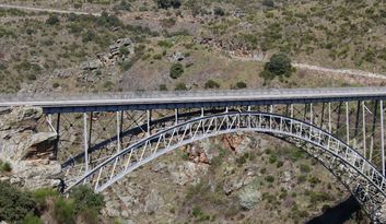 Ponte Requejo image