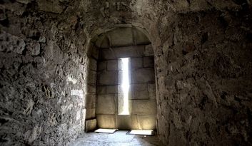10. Matacán image
