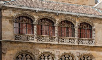 4.Capilla Real image