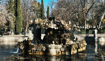 10. Estanque Ochavado o Fuente de las Campanillas image