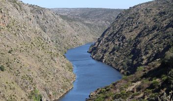 Mirador Puente Requejo image