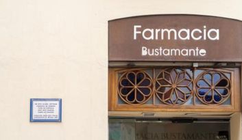 Site of gatherings attended by Picasso's father image