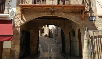 First Portal of Rubielos image