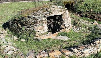 Agallas. History image