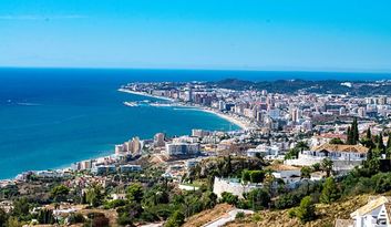 Fuengirola, a Sweetheart of a City image