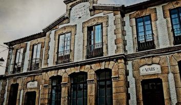 Alcañices. The Old Schools image