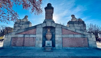 La Fuente Egipcia image
