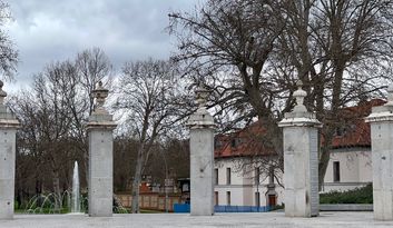 4. King's Gate image