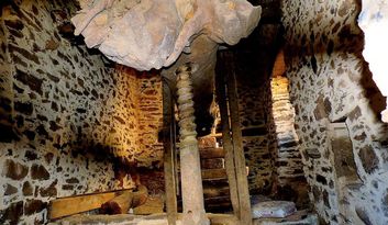 Balneario de Calabor image