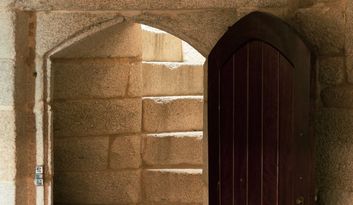 SECTION NINE. DOUBLE-SLOPPED SPIRAL STAIRCASE. image