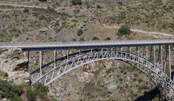 Puente Requejo image