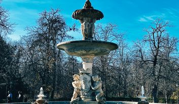 Fuente de la Alcachofa image