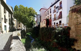 7.Plaza Nueva square and Paseo de los Tristes image
