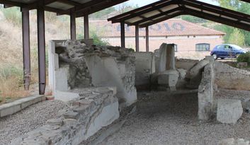 Villa suburbana Altoimperial image