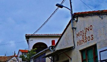 Robleda. Servicios image